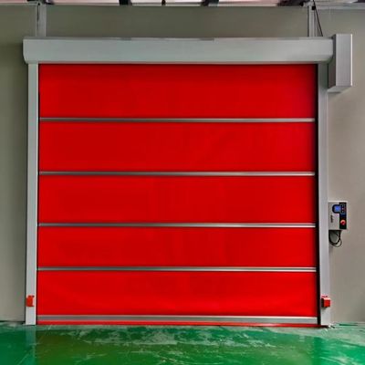 Kleurrijke PVC-deurscherm Hoog snelheids industriële deuren die worden gebruikt in de chemische industrie